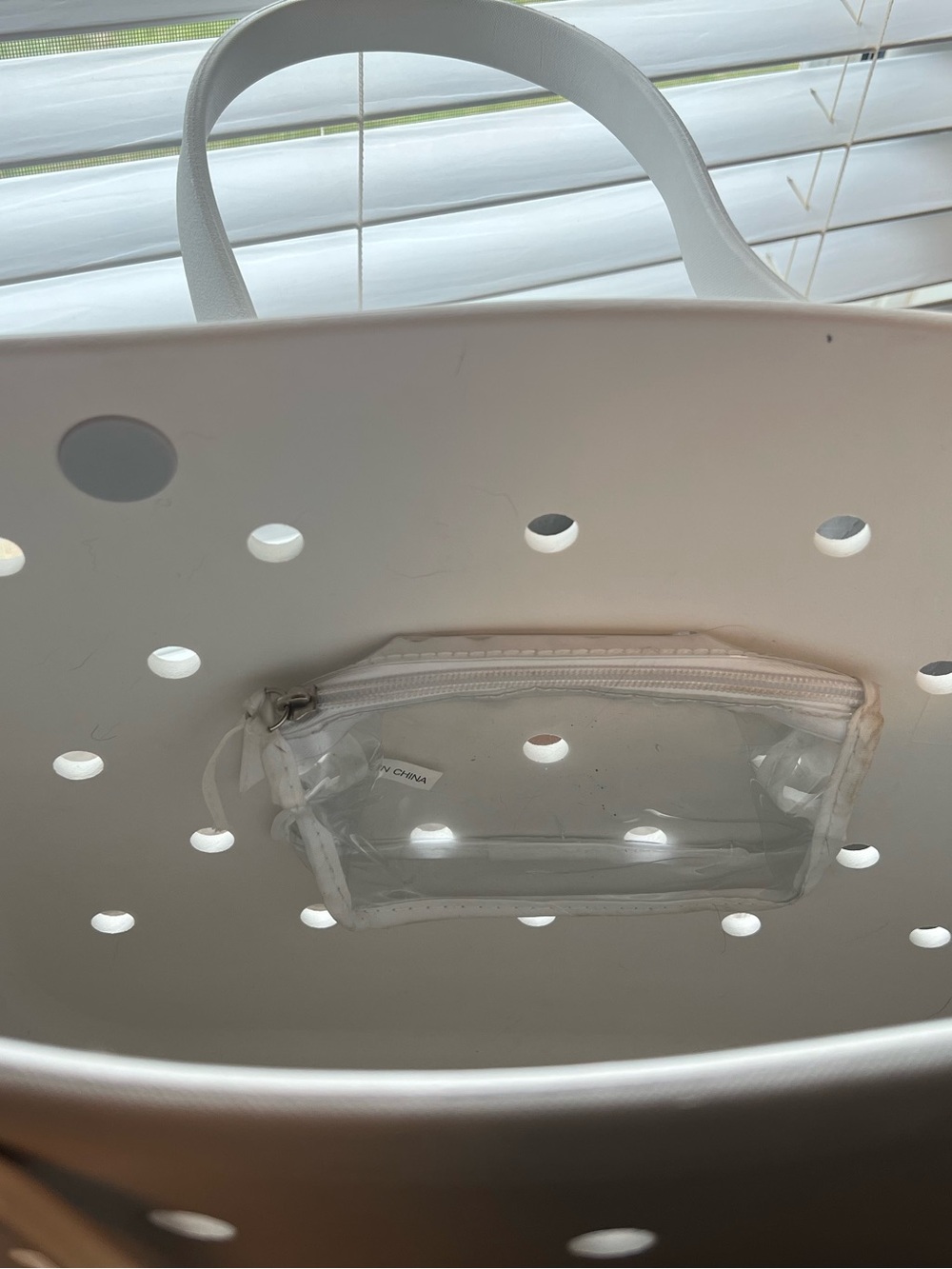 BOGG BAG Cream Small Tote with Vent Holes - Picture 2 of 5